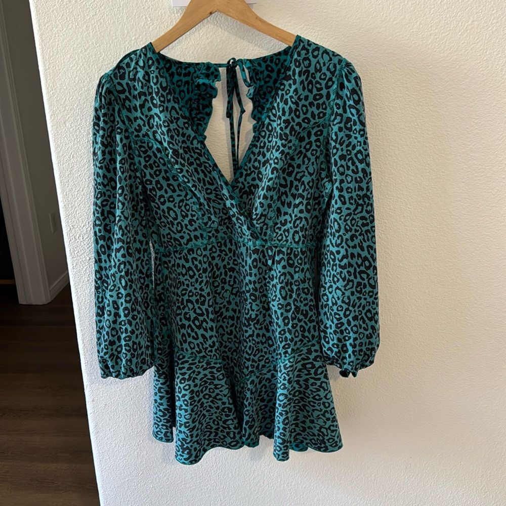 Polyester Dresses Size Medium - Picture 8 of 15